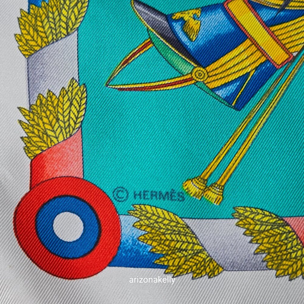 HERMÈS L'Armee Imperiale Russe de 1816 a 1916 Silk Scarf Hand Rolled Twill - Picture 8 of 16
